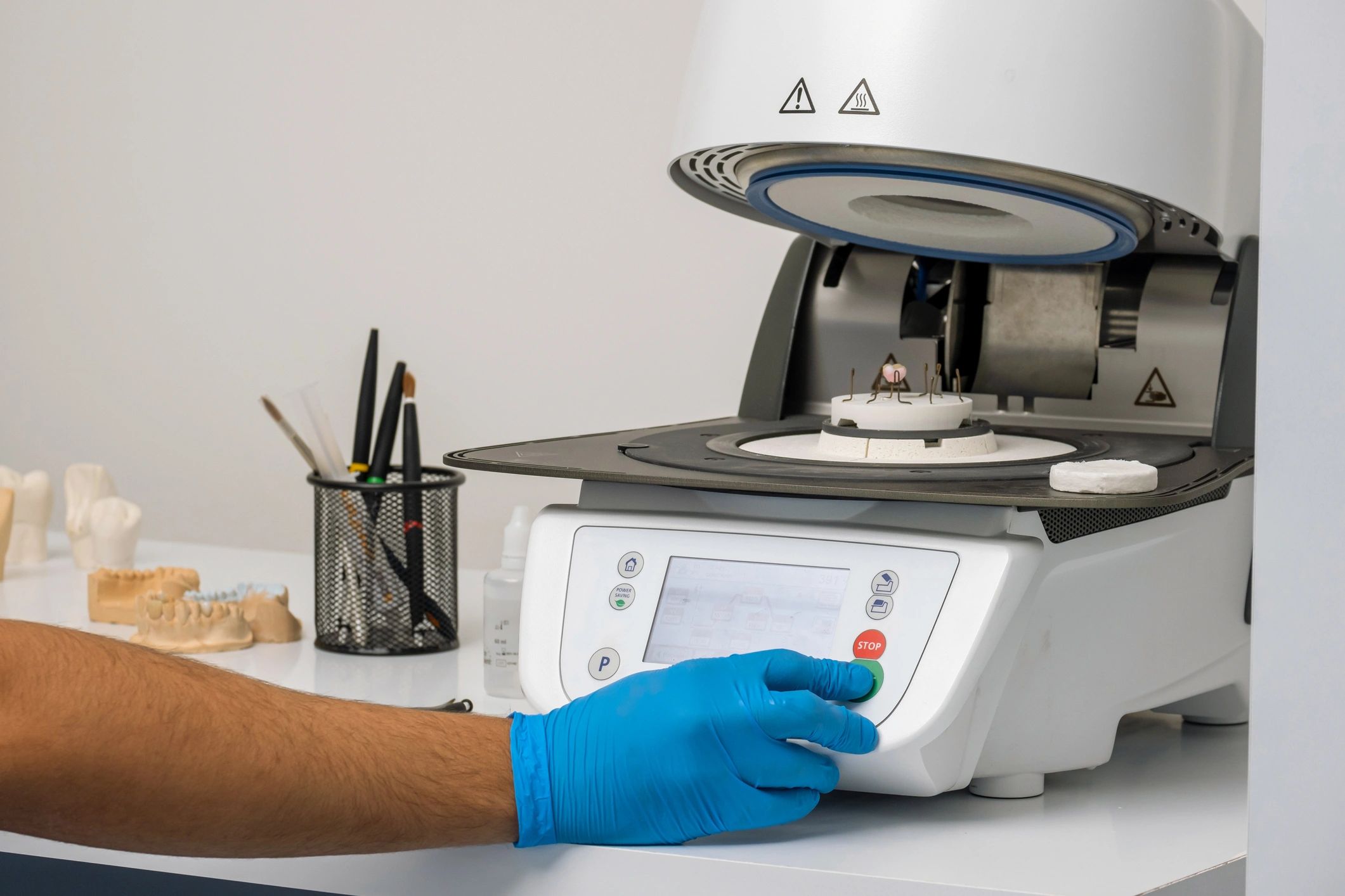 advanced ceramics engineering modern laboratory